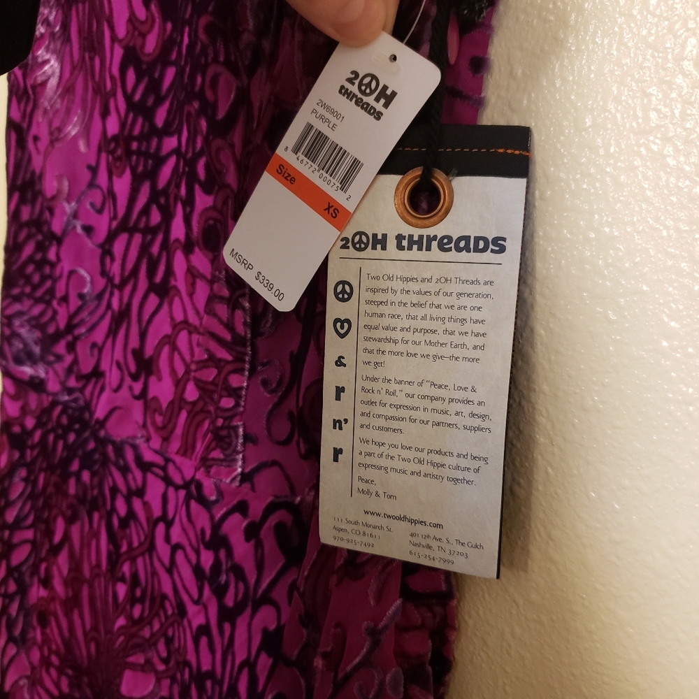 2OH THREADS & 2 HIPPIES MAXI DRESS SOFT SILK RAYLON PINK PURPLE FUCHSIA SIZE XS - Picture 2 of 4
